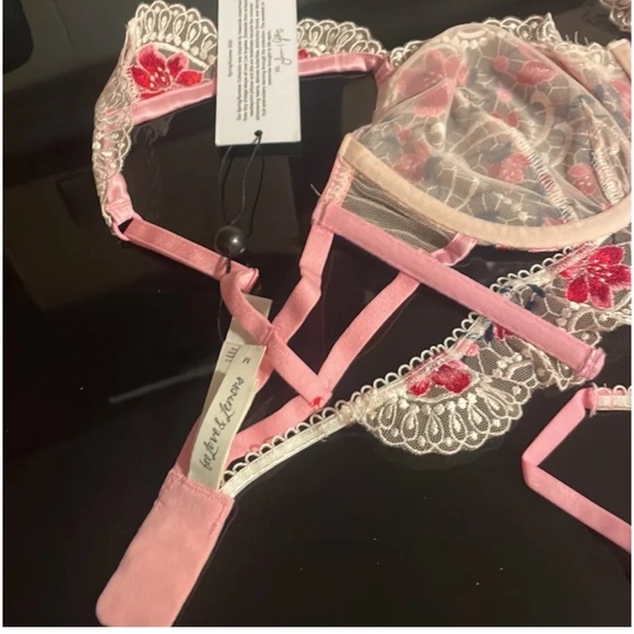 For love and lemons - Picture 3 of 11